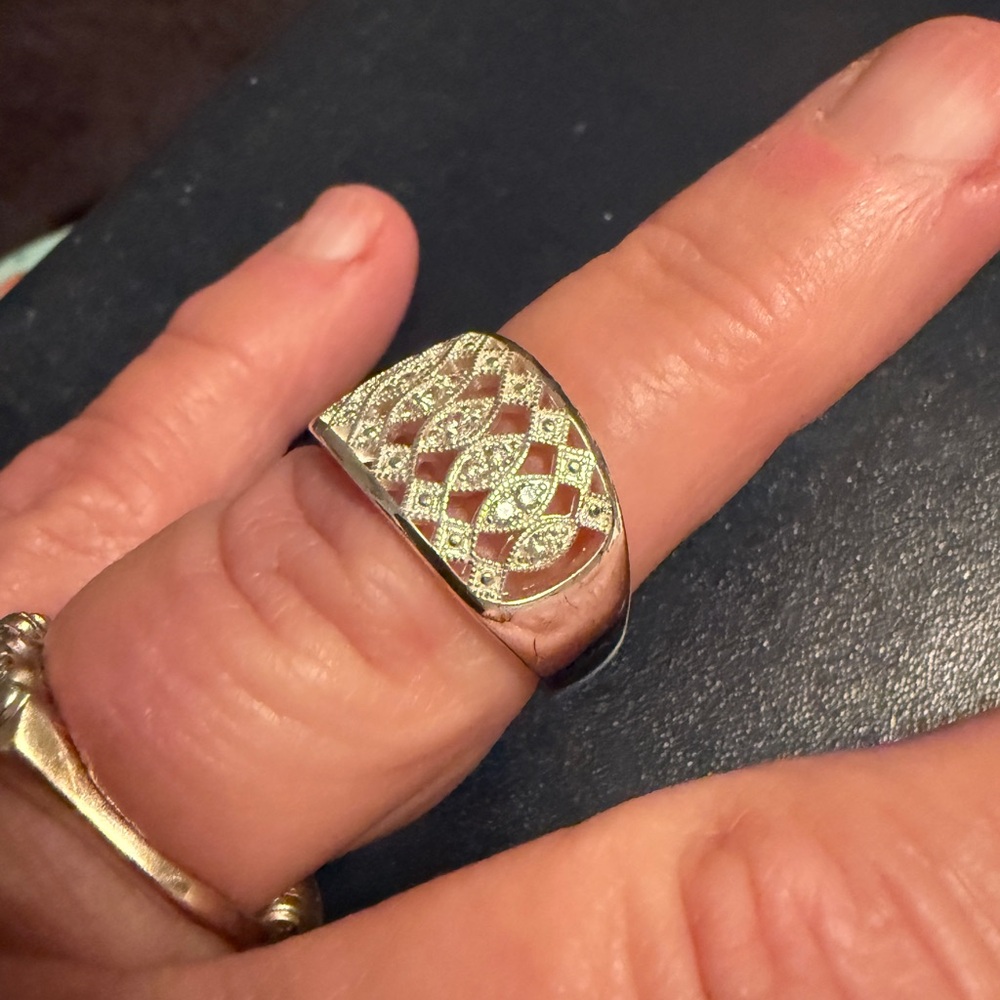 Silver Filigree Shield Ring - Silver - image 4